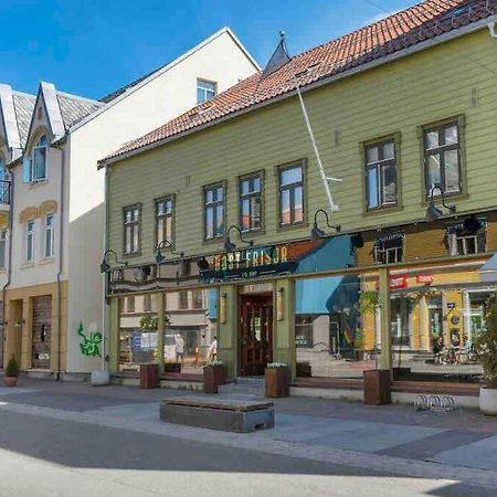Ditt Private Hotellrom Tromsø Eksteriør billede